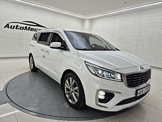 KIA CARNIVAL 2018