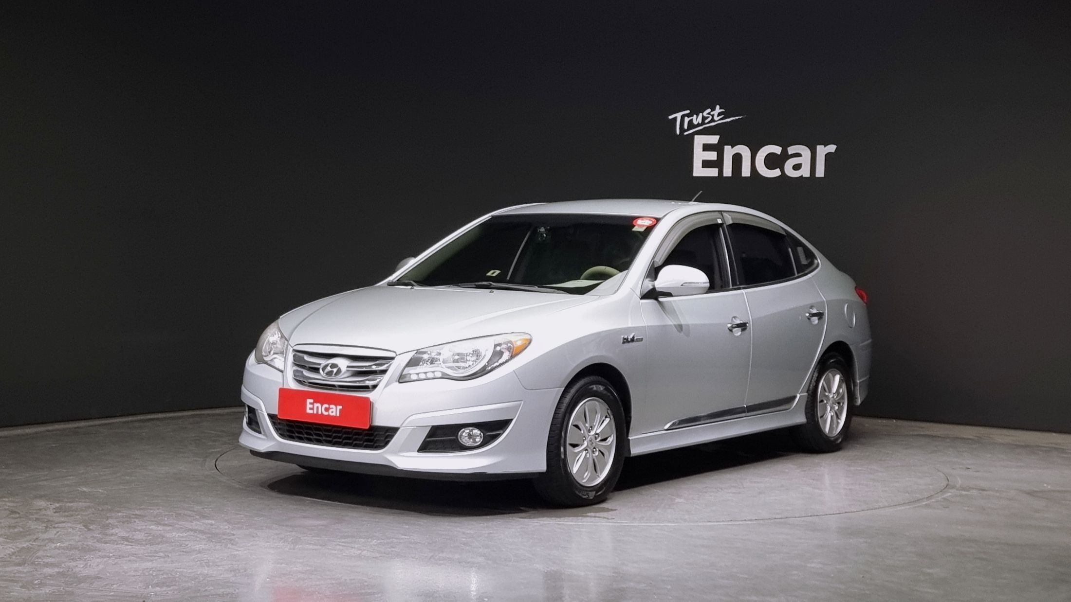 HYUNDAI AVANTE HYBRID