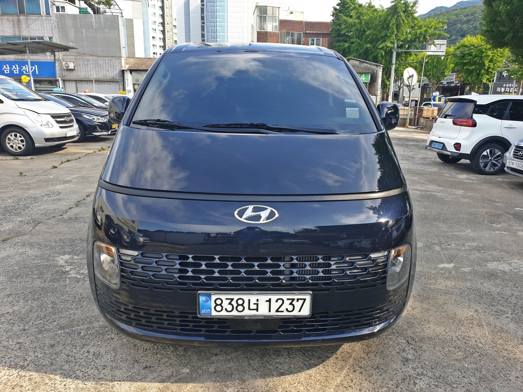 HYUNDAI STARIA 2022