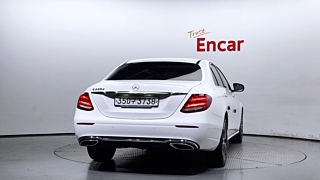 MERCEDES BENZ E-CLASS W213 2020