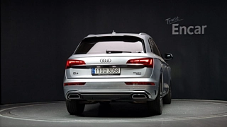 AUDI Q5 FY 2022