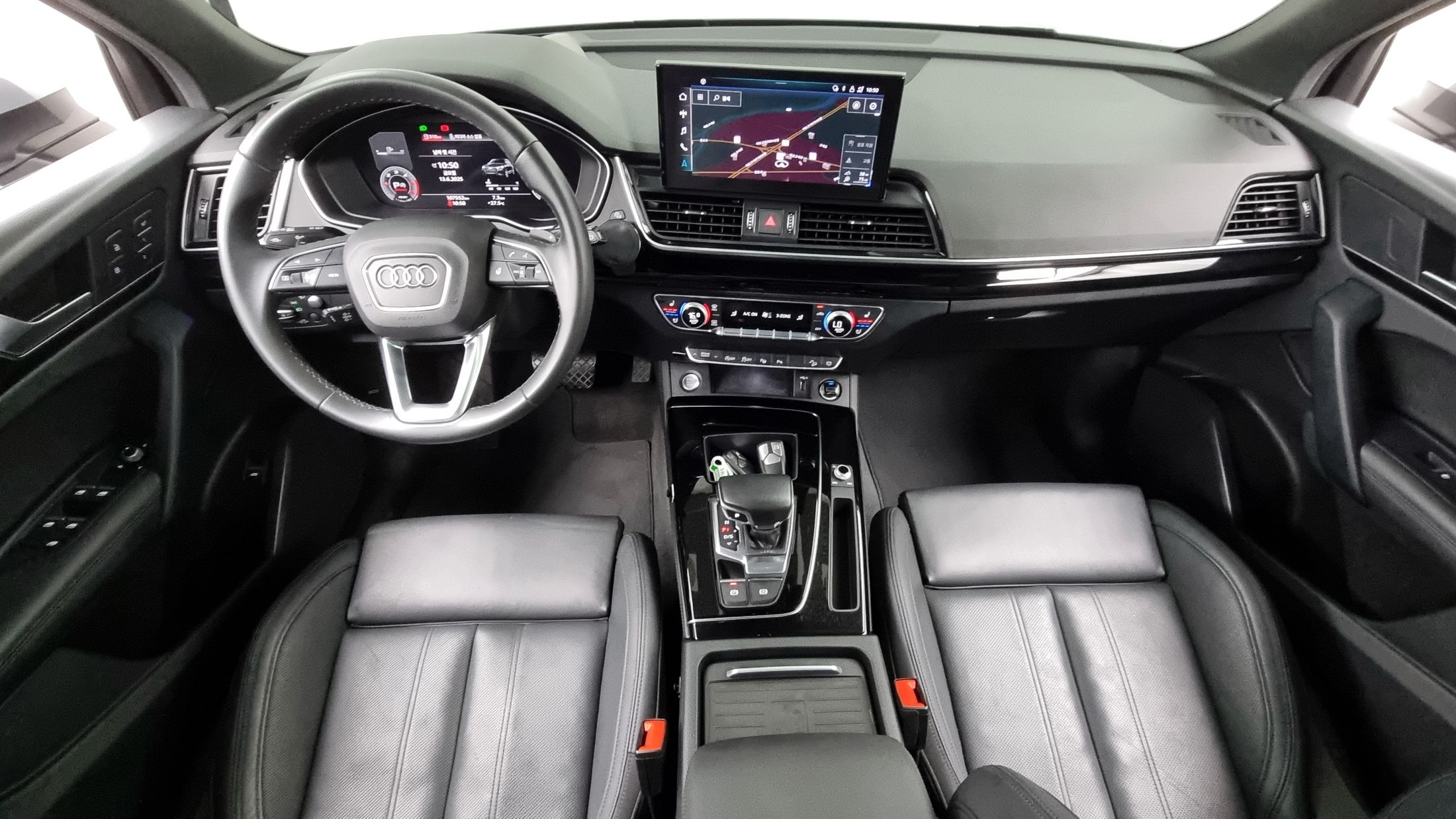 AUDI Q5 FY 2022