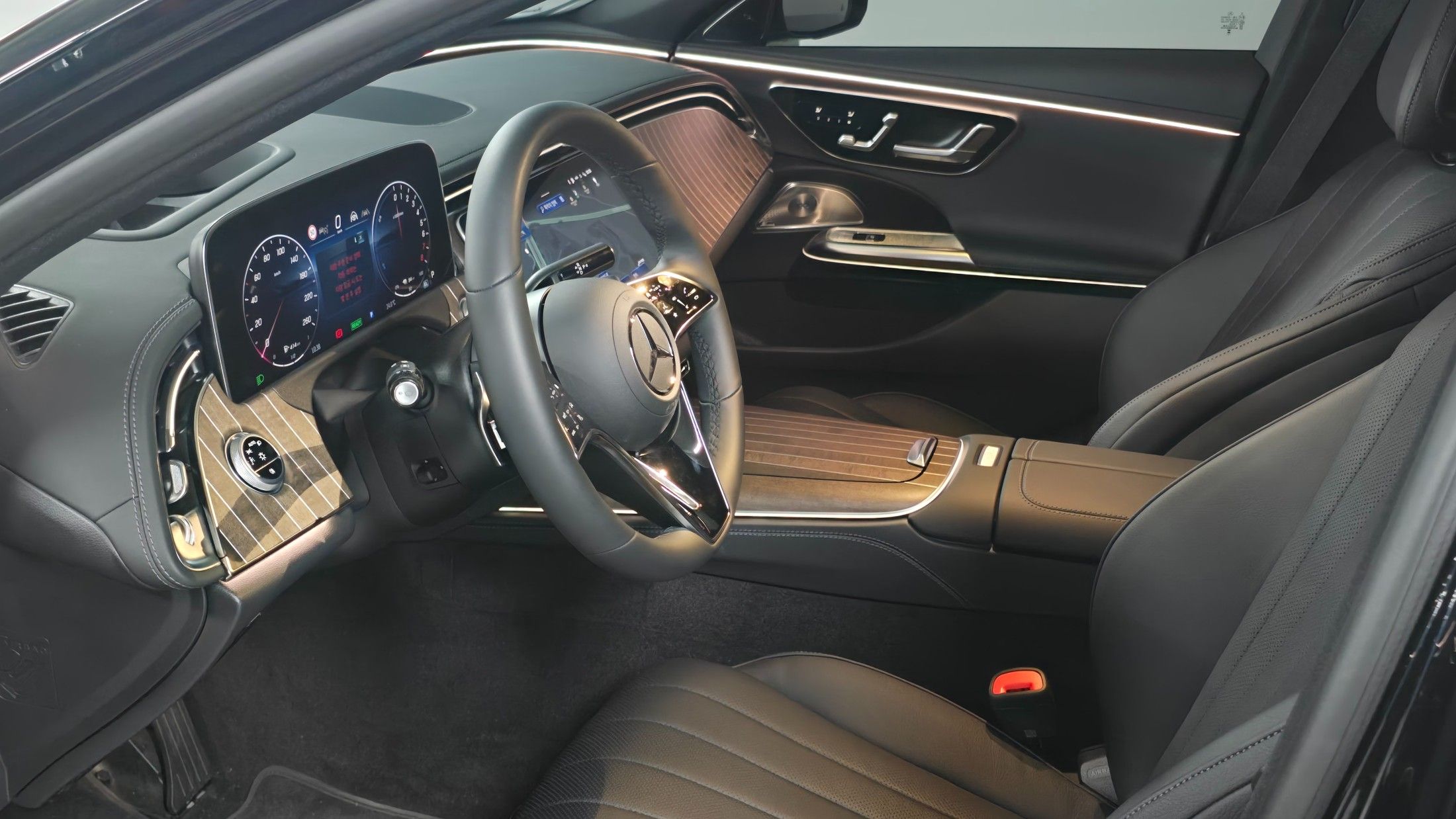 MERCEDES BENZ E-CLASS W214