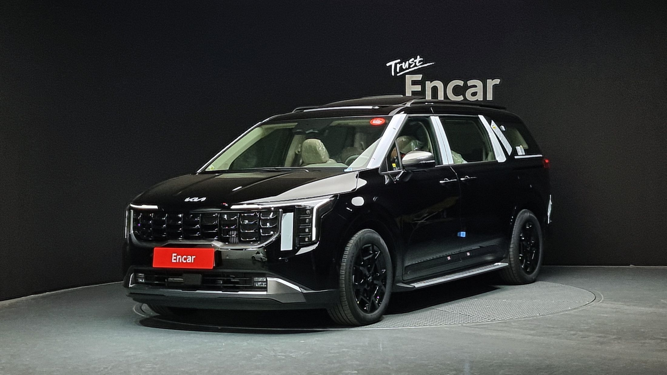 KIA CARNIVAL 2025