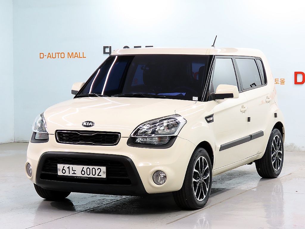KIA SOUL 2013
