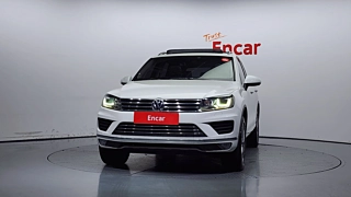 VOLKSWAGEN TOUAREG 2016