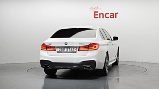 BMW 5-SERIES G30 2018