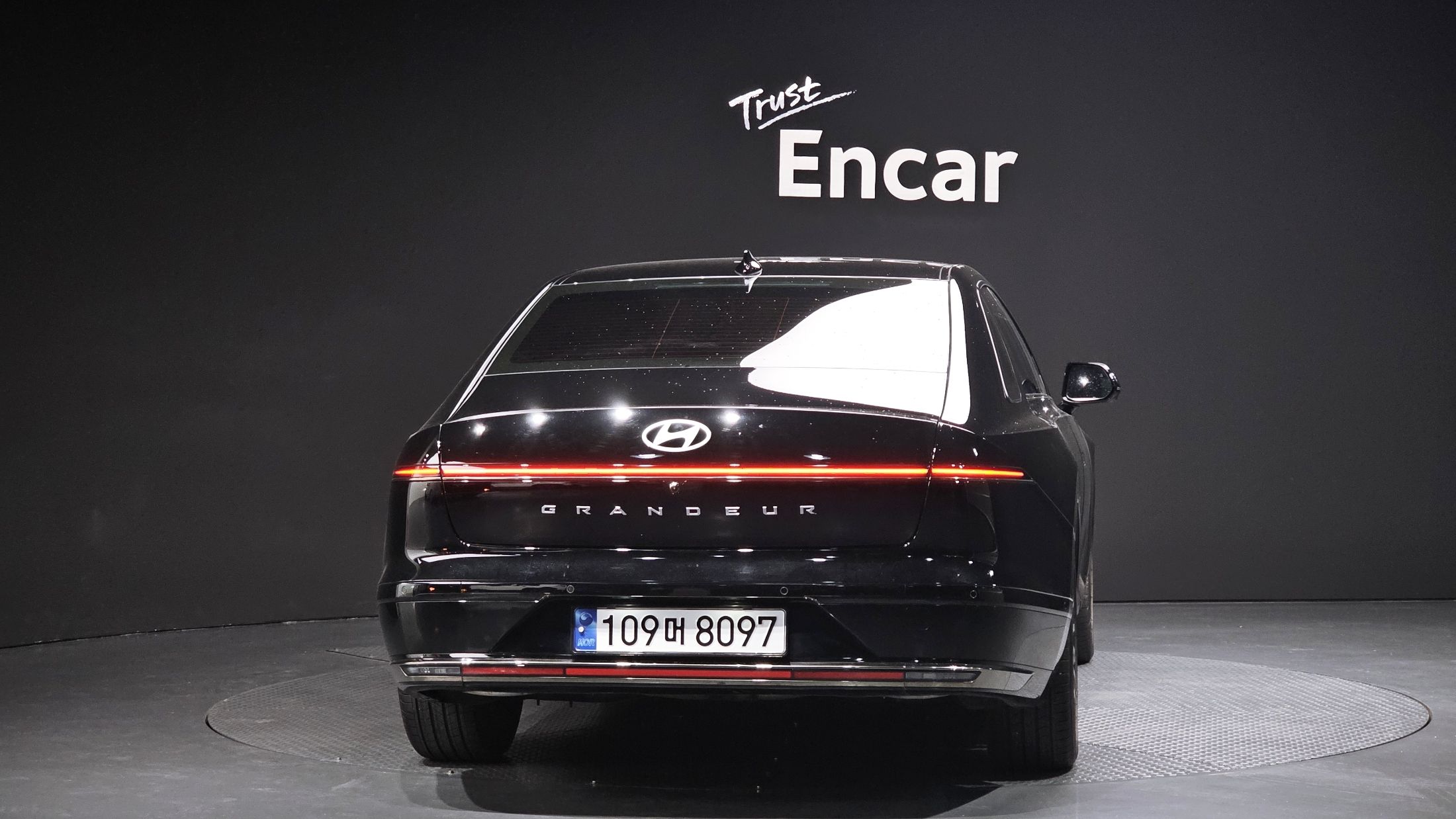 HYUNDAI GRANDEUR HYBRID GN7 2023