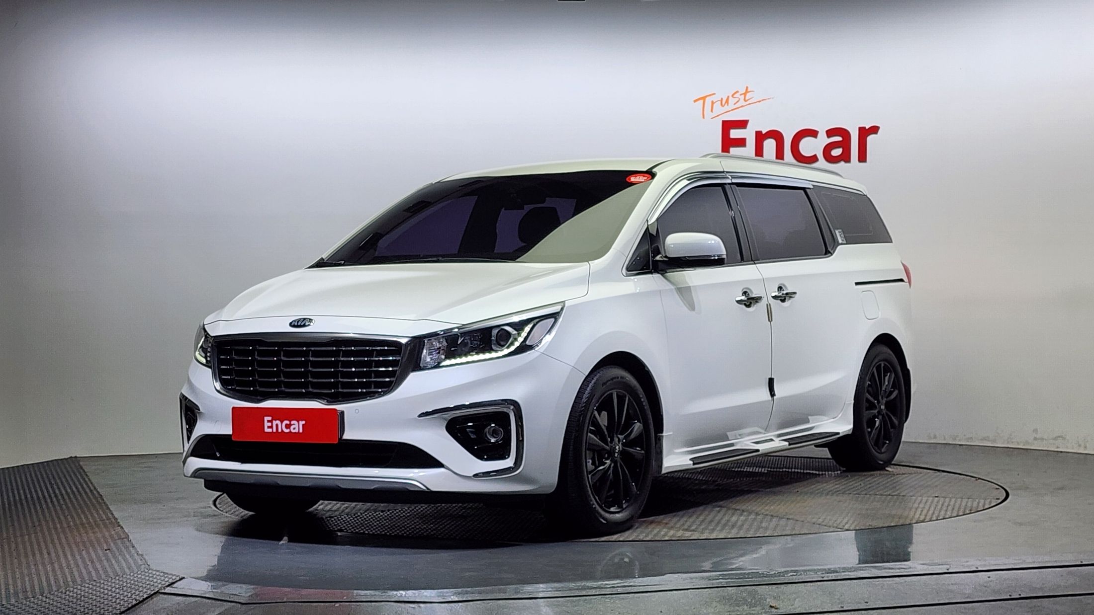 KIA CARNIVAL 2019