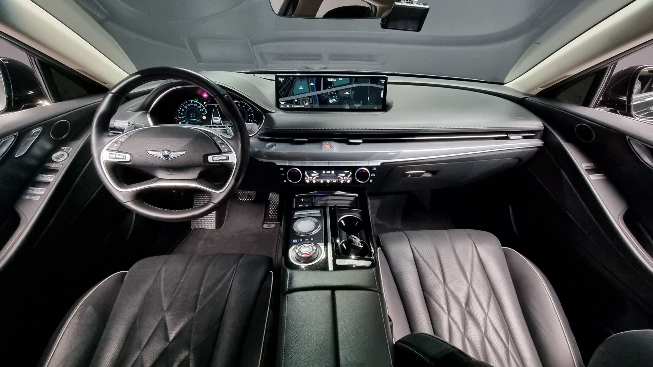 GENESIS G80 RG3 2022