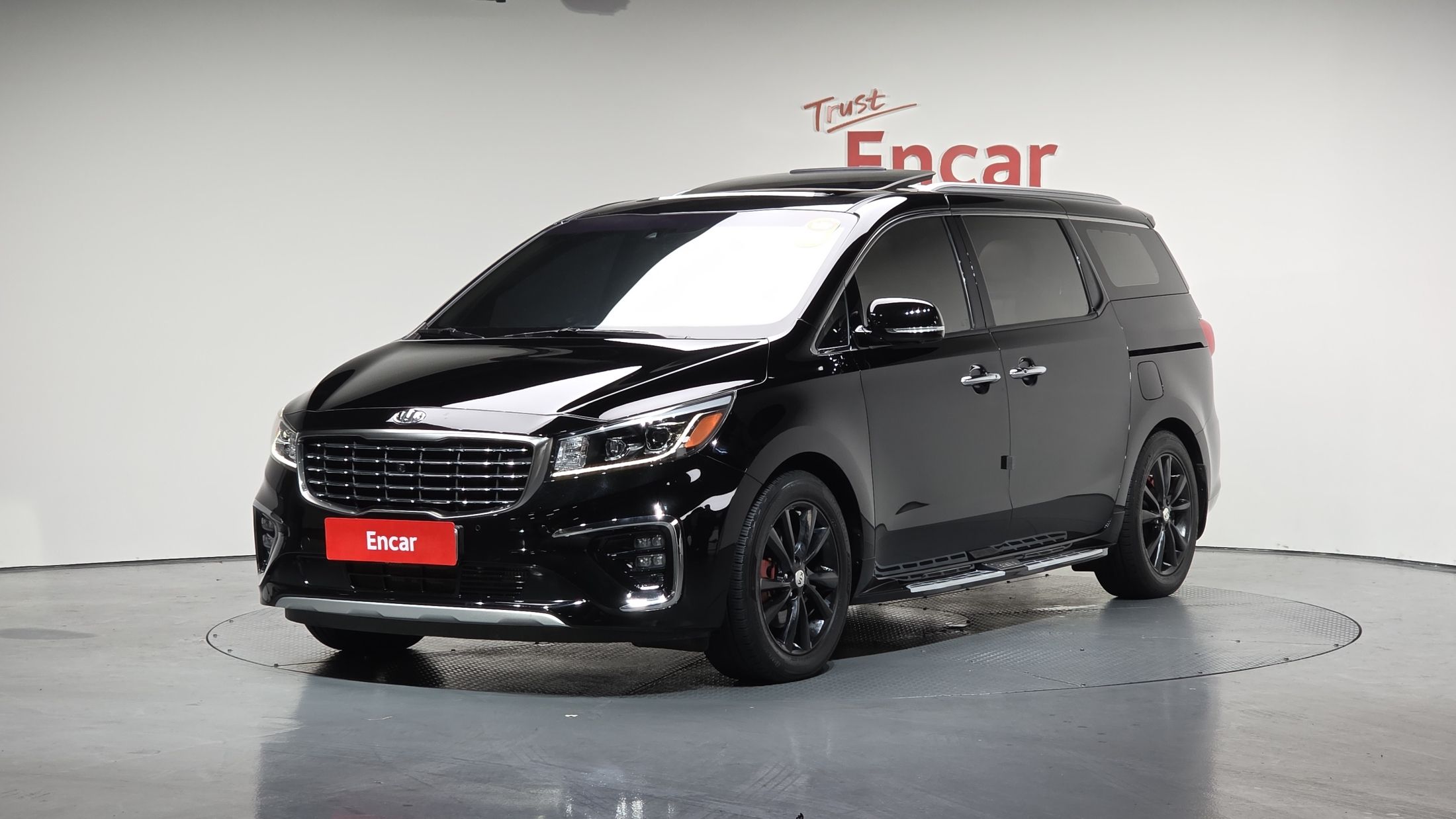 KIA CARNIVAL 2018
