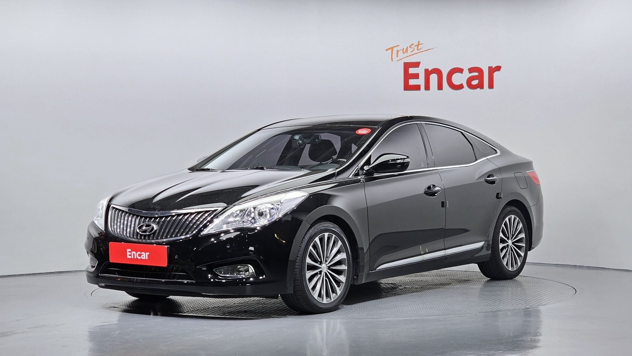 HYUNDAI GRANDEUR HG 2013