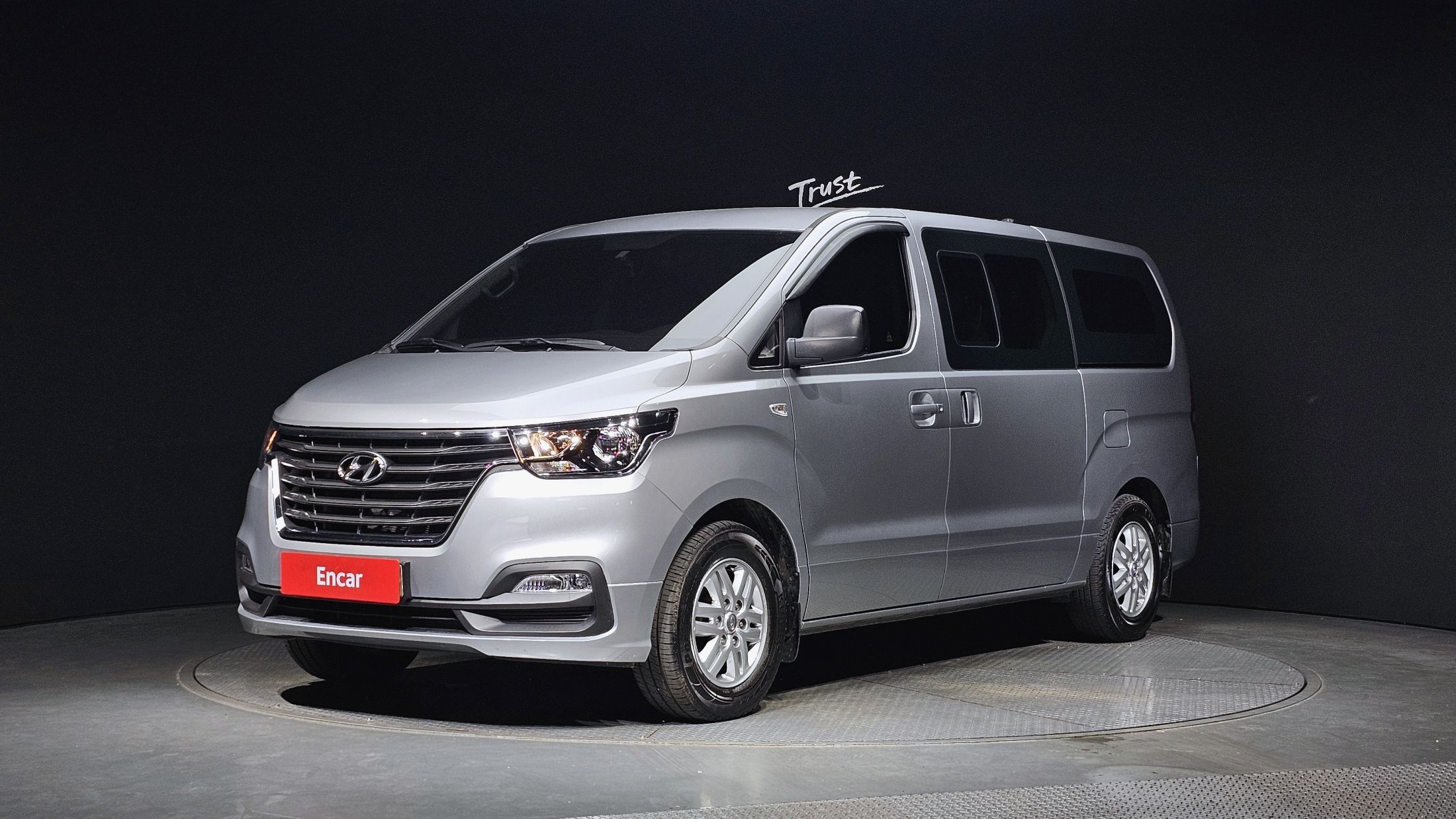 HYUNDAI STAREX GRAND 2020