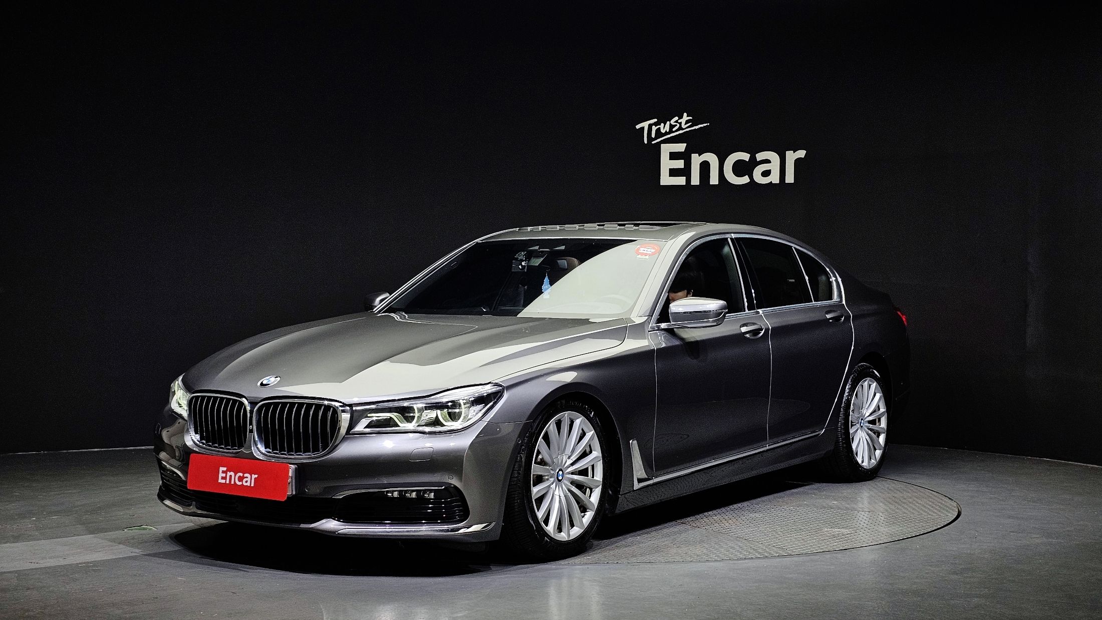 BMW 7-SERIES G11