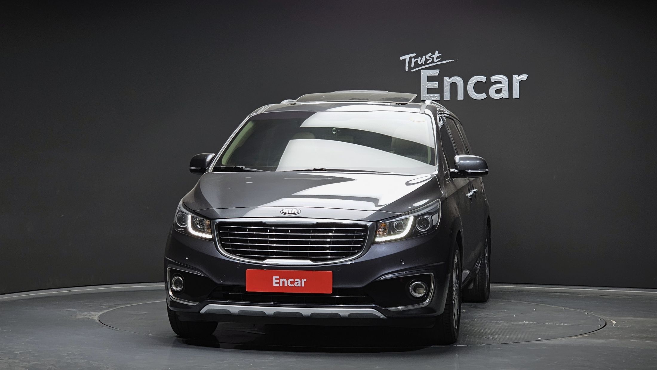 KIA CARNIVAL 2016