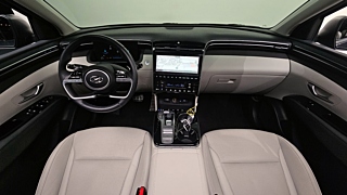 HYUNDAI TUCSON NX4 2023