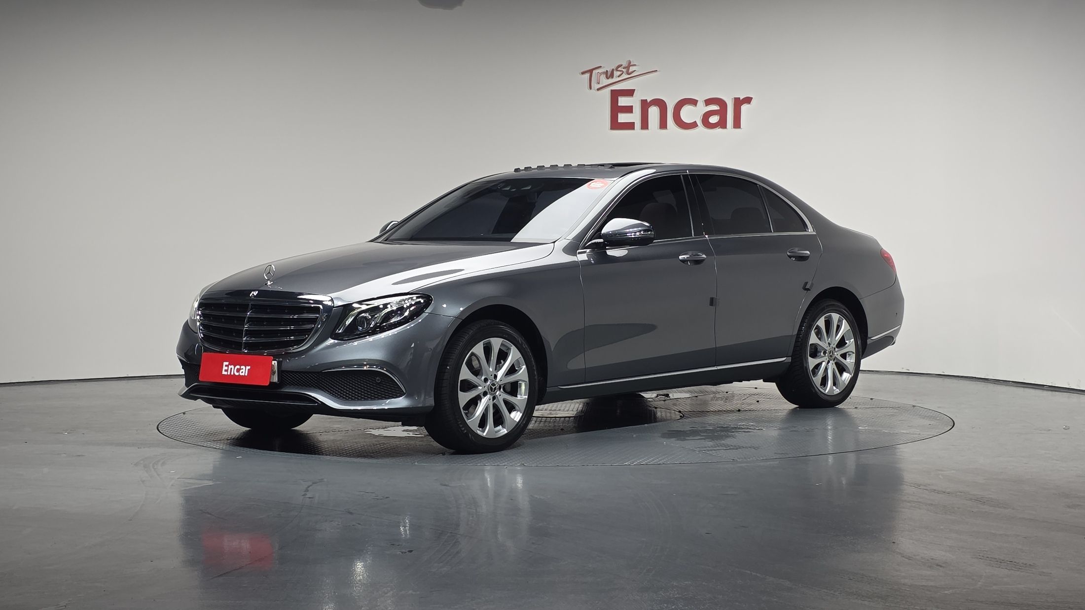 MERCEDES BENZ E-CLASS W213
