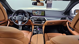 BMW 5-SERIES G30 2023