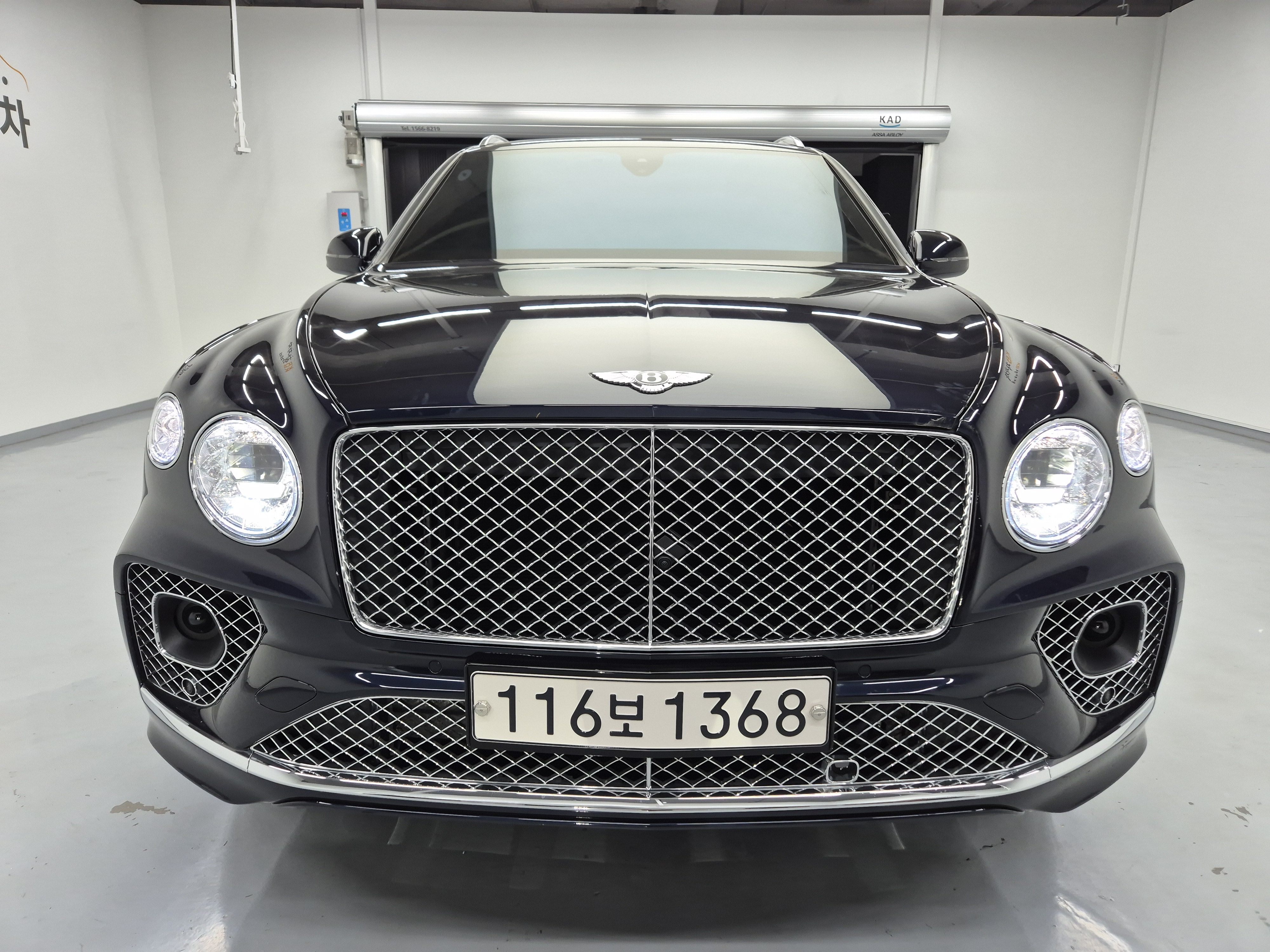 BENTLEY BENTAYGA 2022