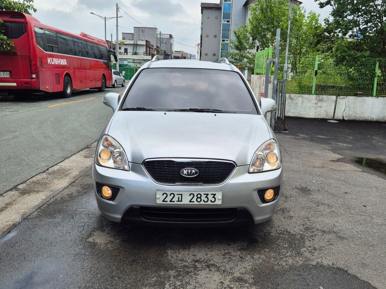 KIA CARENS 2011