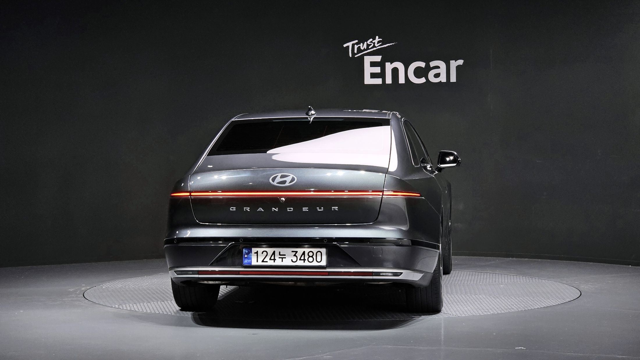 HYUNDAI GRANDEUR HYBRID GN7 2023