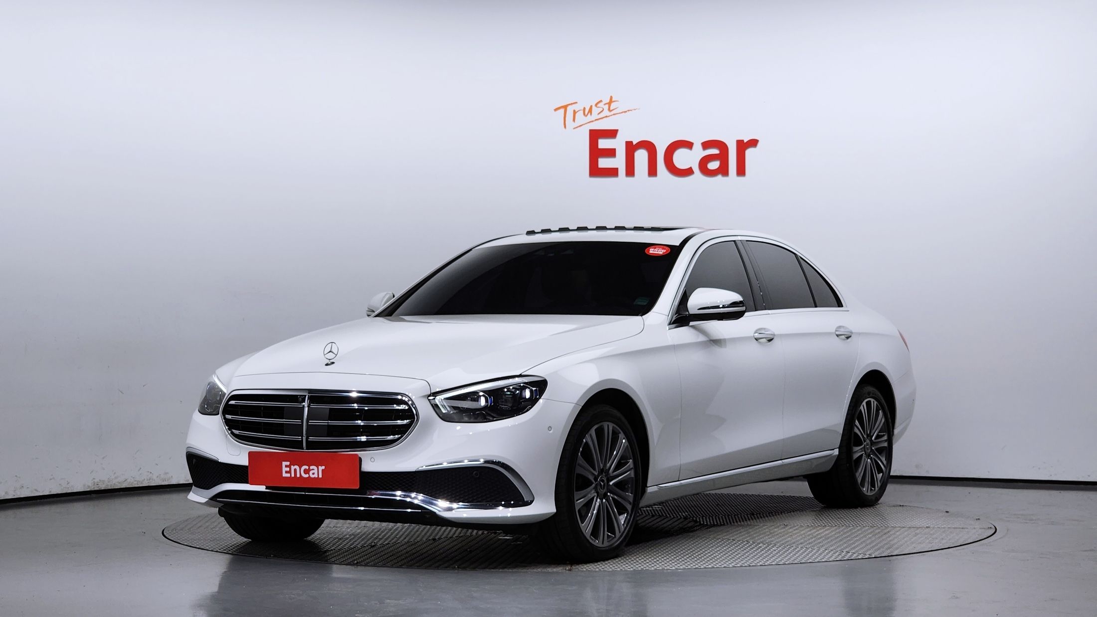 MERCEDES BENZ E-CLASS W213 2023