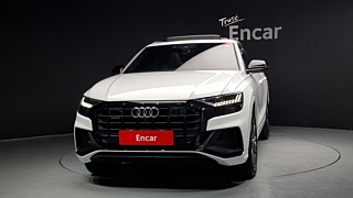AUDI Q8 4M 2022