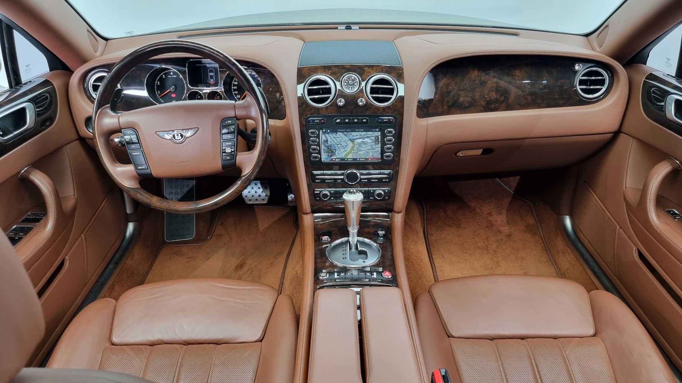 BENTLEY FLYING SPUR 2008