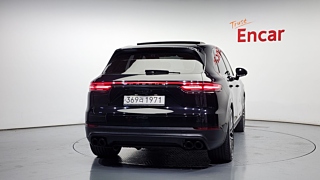 PORSCHE CAYENNE PO536 2020