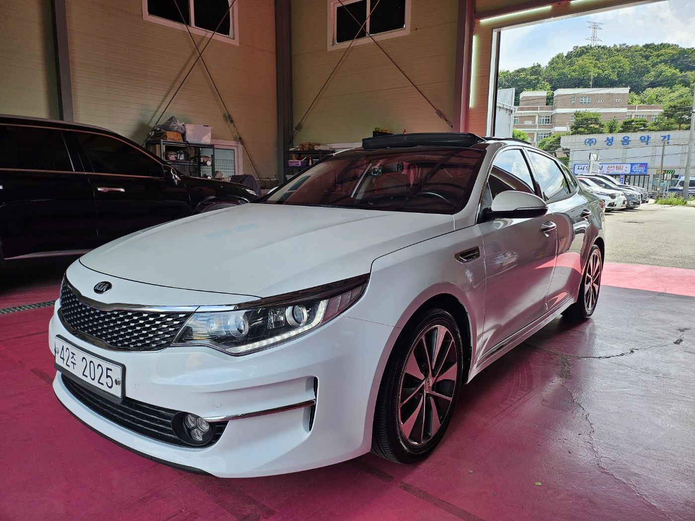KIA K5
