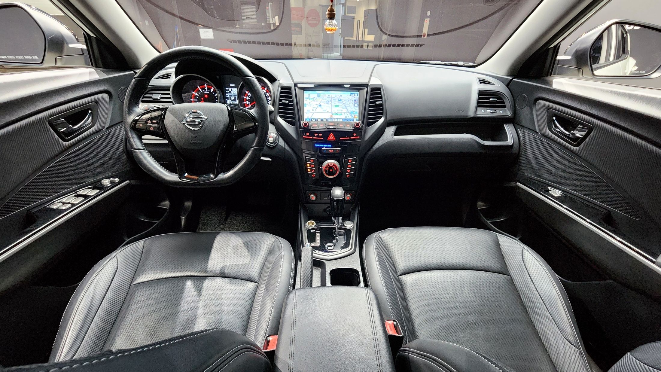 SSANGYONG TIVOLI 2017