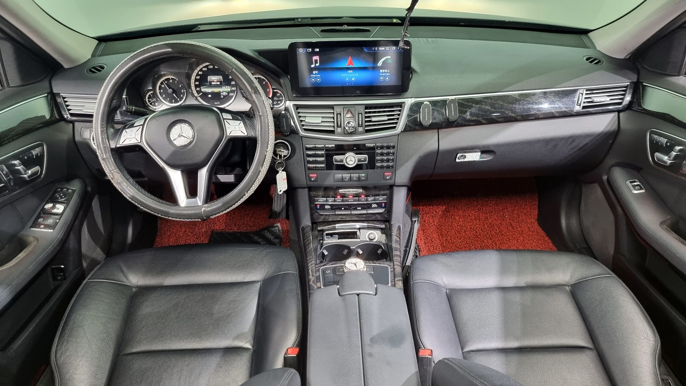 MERCEDES BENZ E-CLASS W212 2013