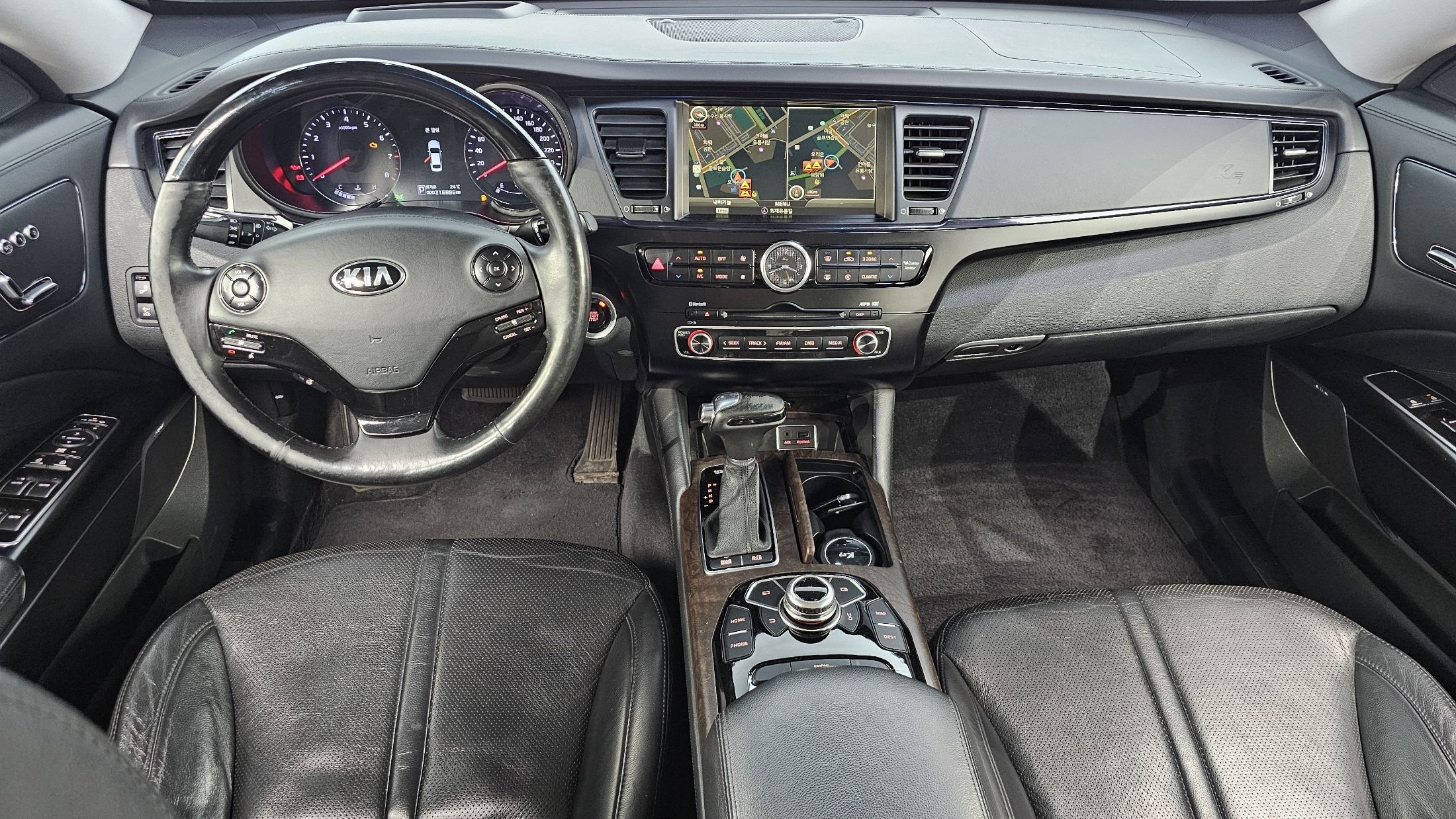 KIA K9 2012