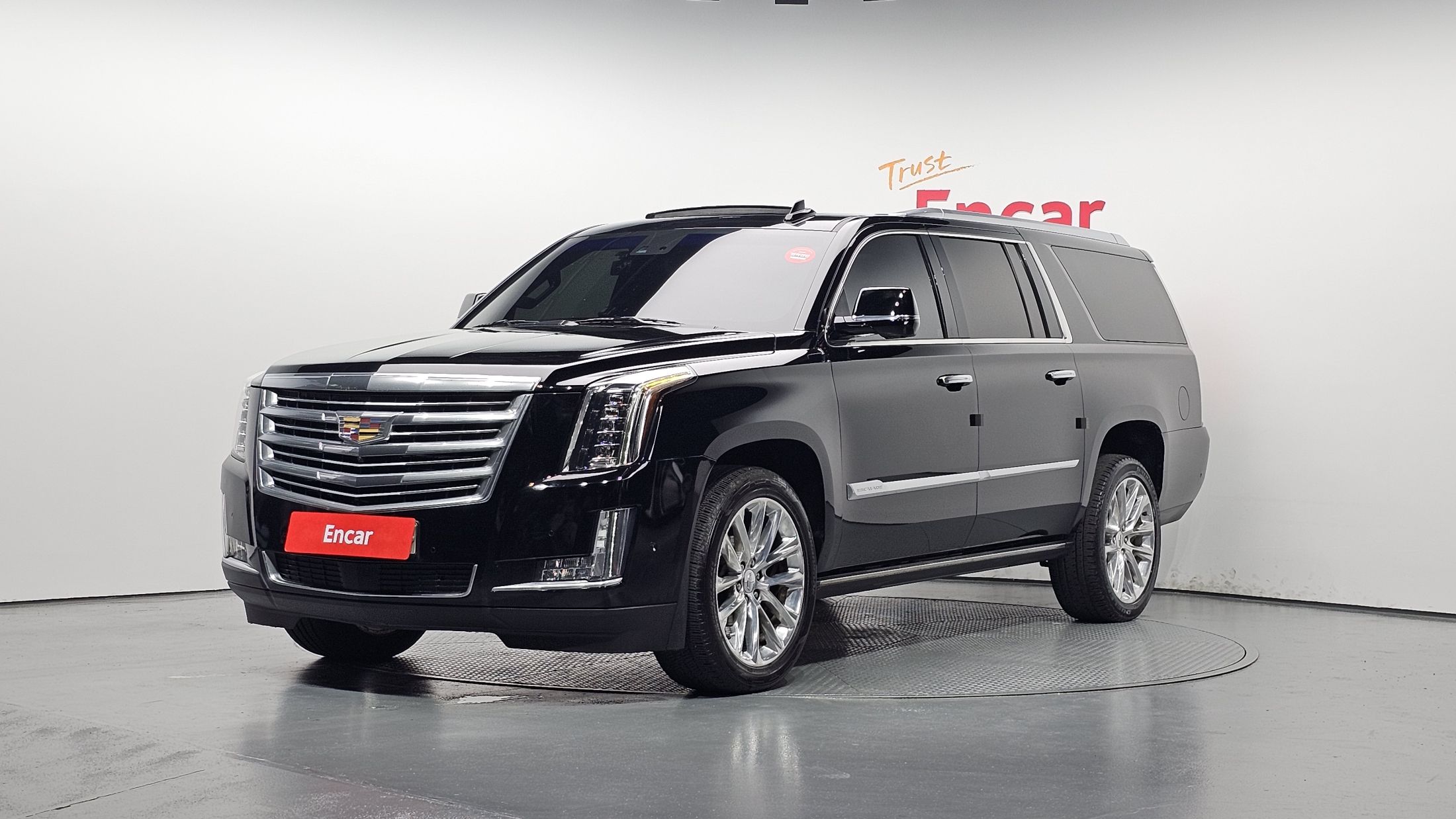 CADILLAC ESCALADE 2018