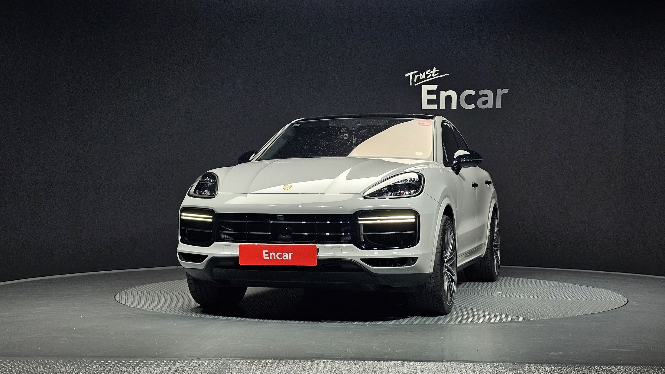 PORSCHE CAYENNE PO536 2020