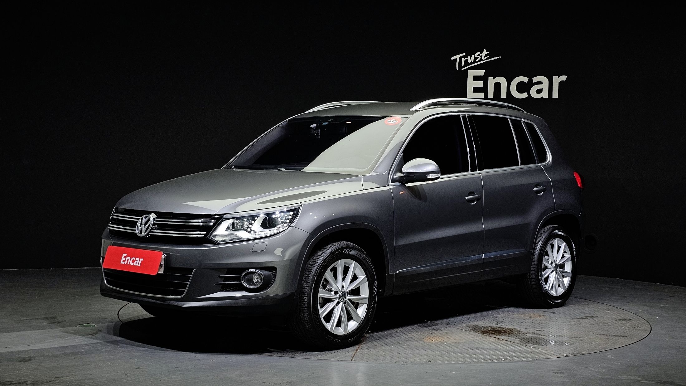 VOLKSWAGEN TIGUAN 2015