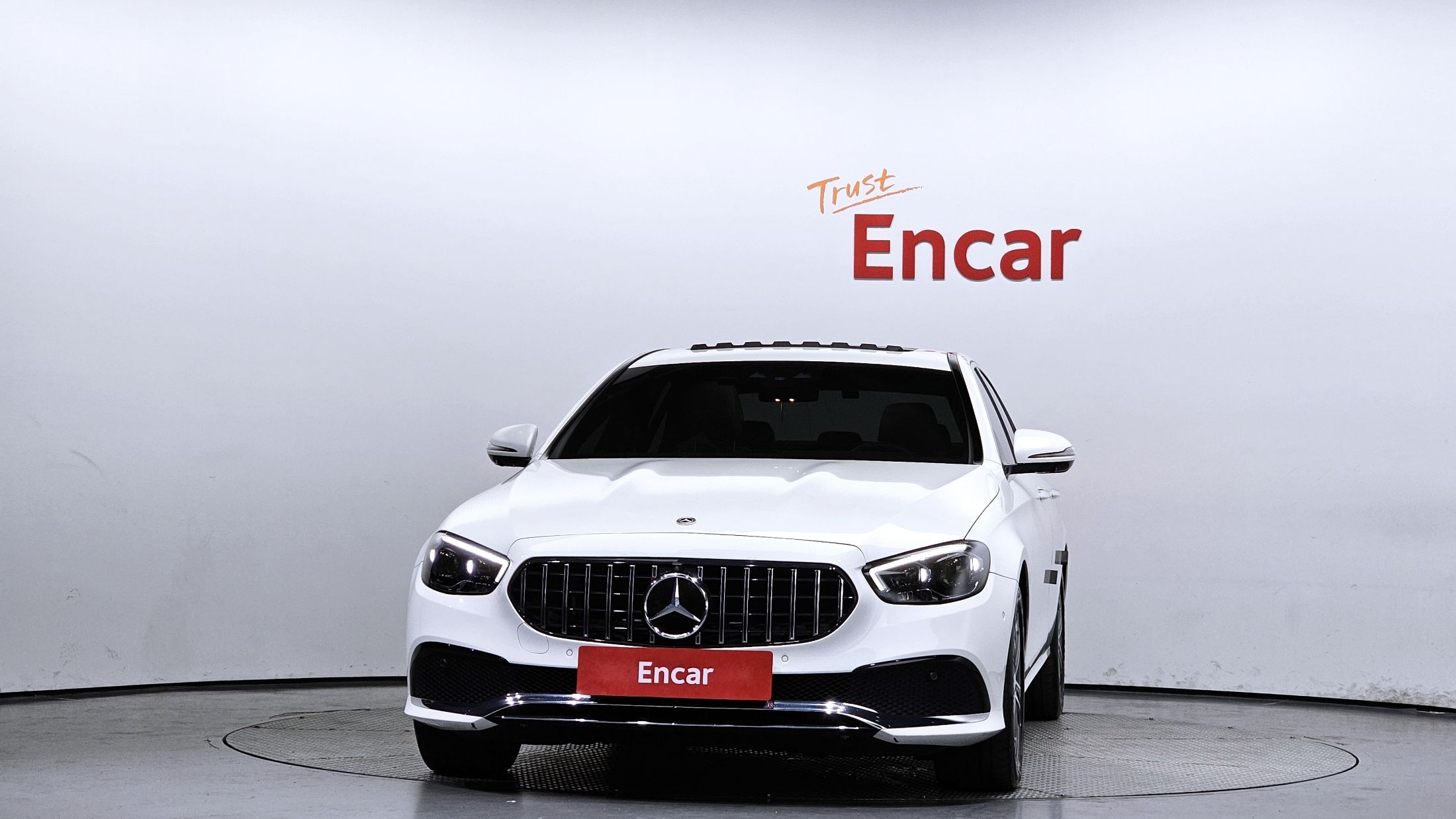 MERCEDES BENZ E-CLASS W213 2022