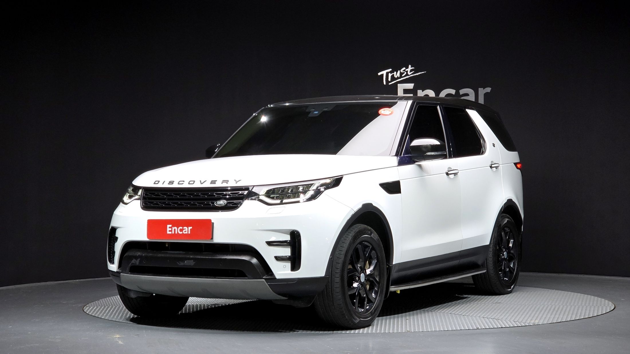 LAND ROVER DISCOVERY 5