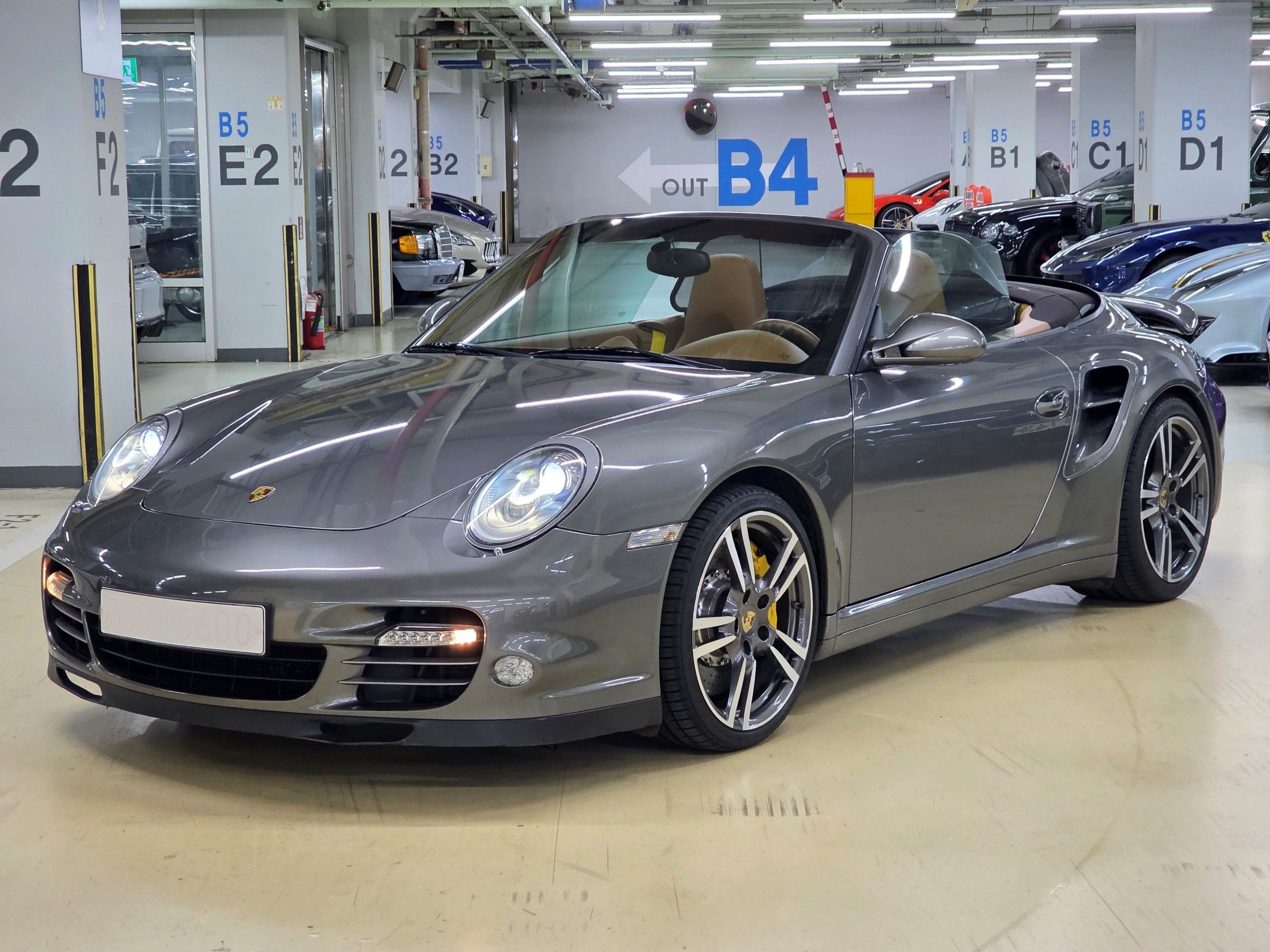 PORSCHE 911 2010