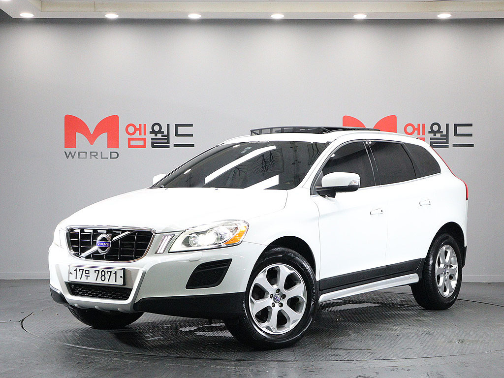 VOLVO XC60 2013