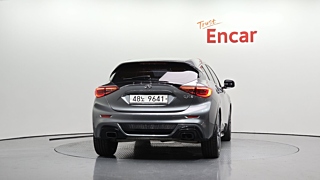 INFINITI Q30 2017