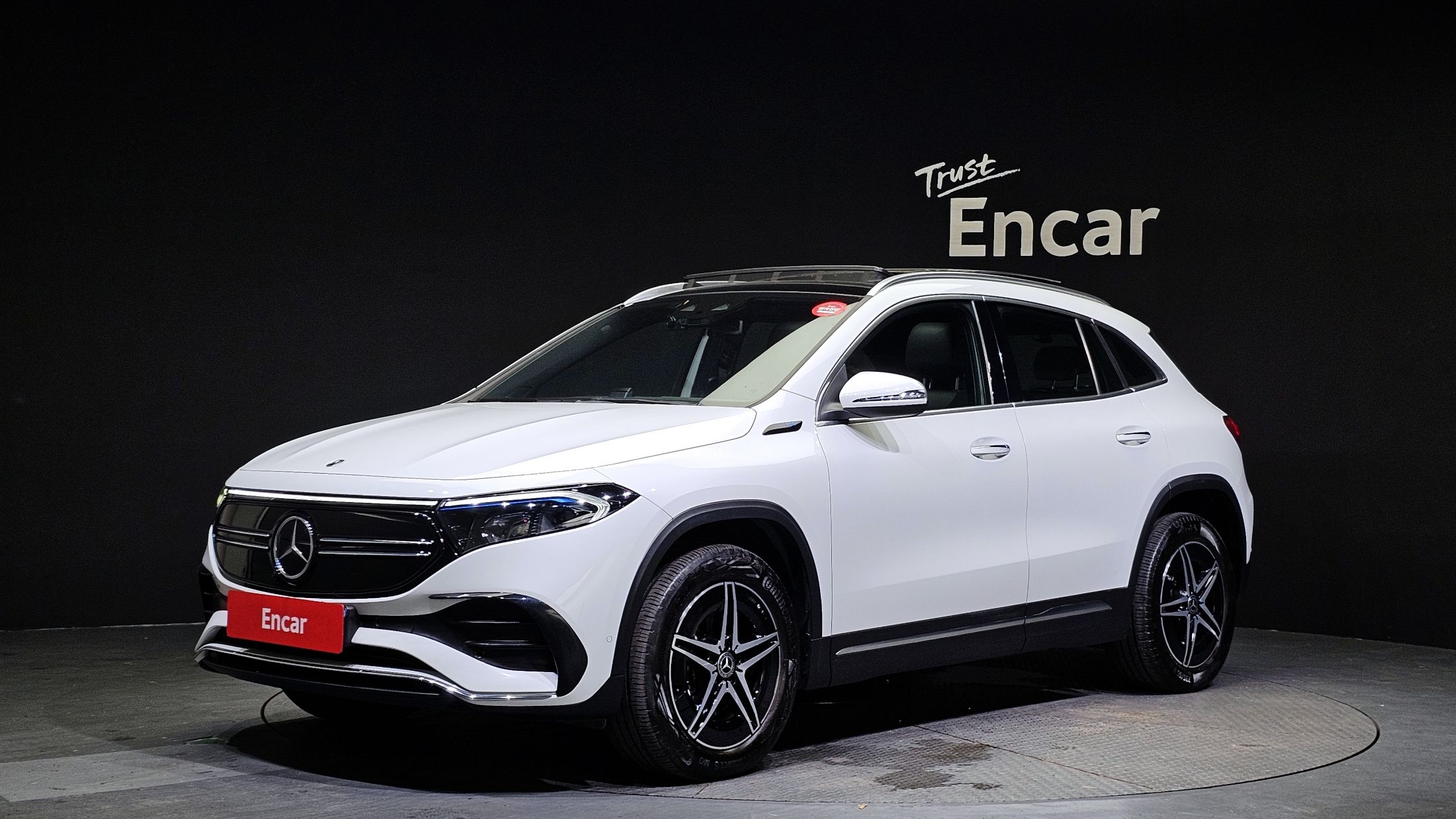 MERCEDES BENZ EQA H243