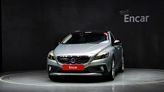 VOLVO V40 CROSS COUNTRY 2016