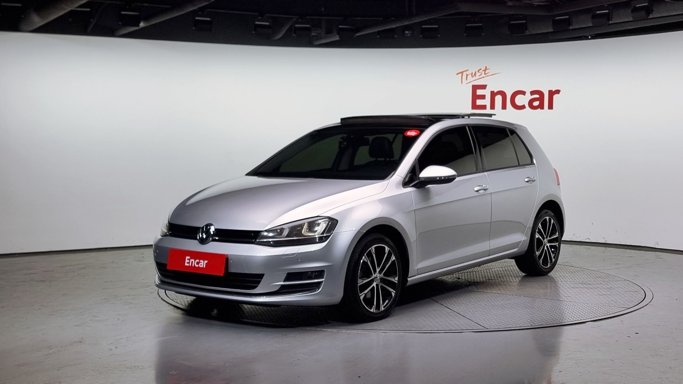 VOLKSWAGEN GOLF 2014