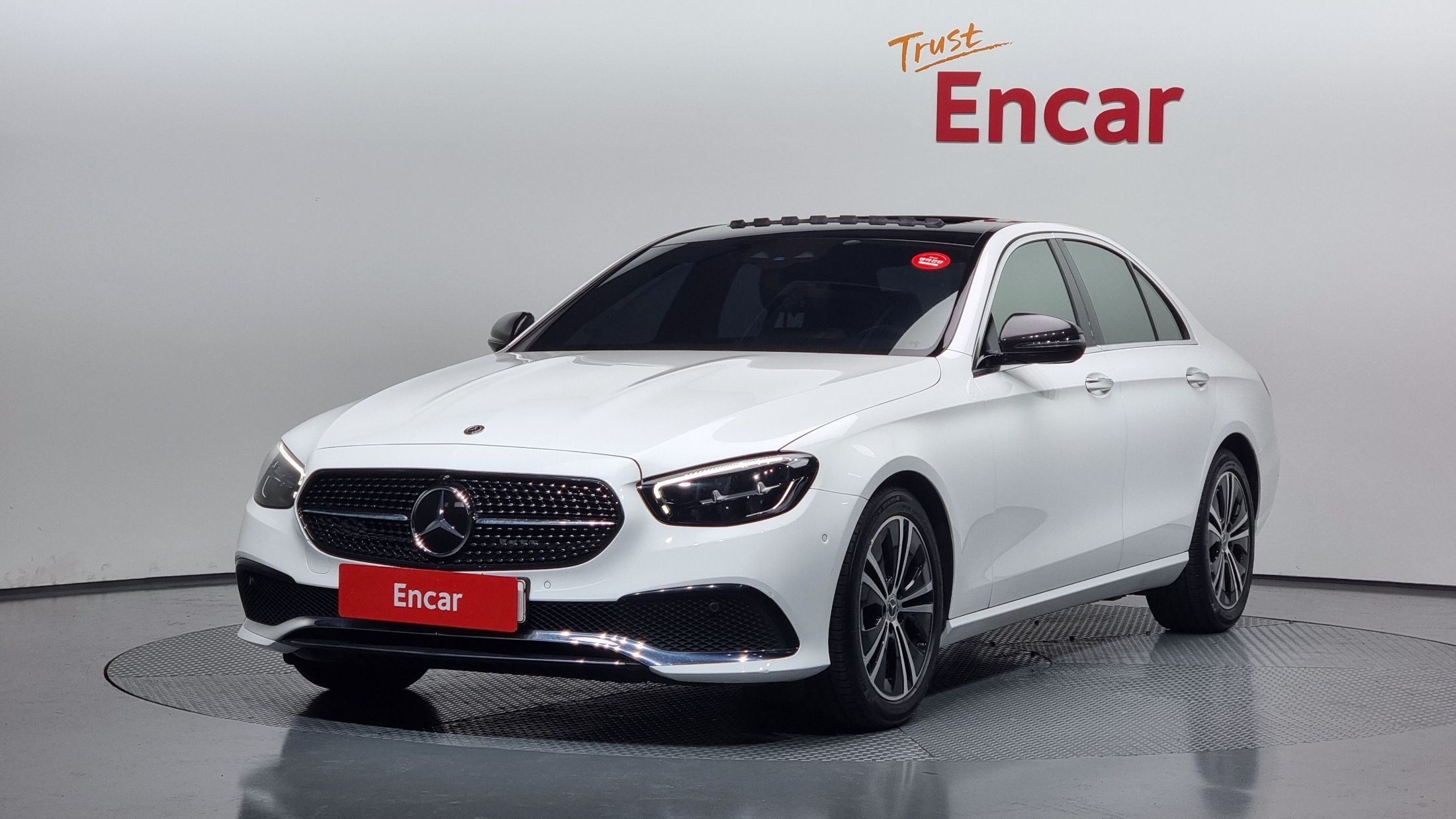 MERCEDES BENZ E-CLASS W213 2020