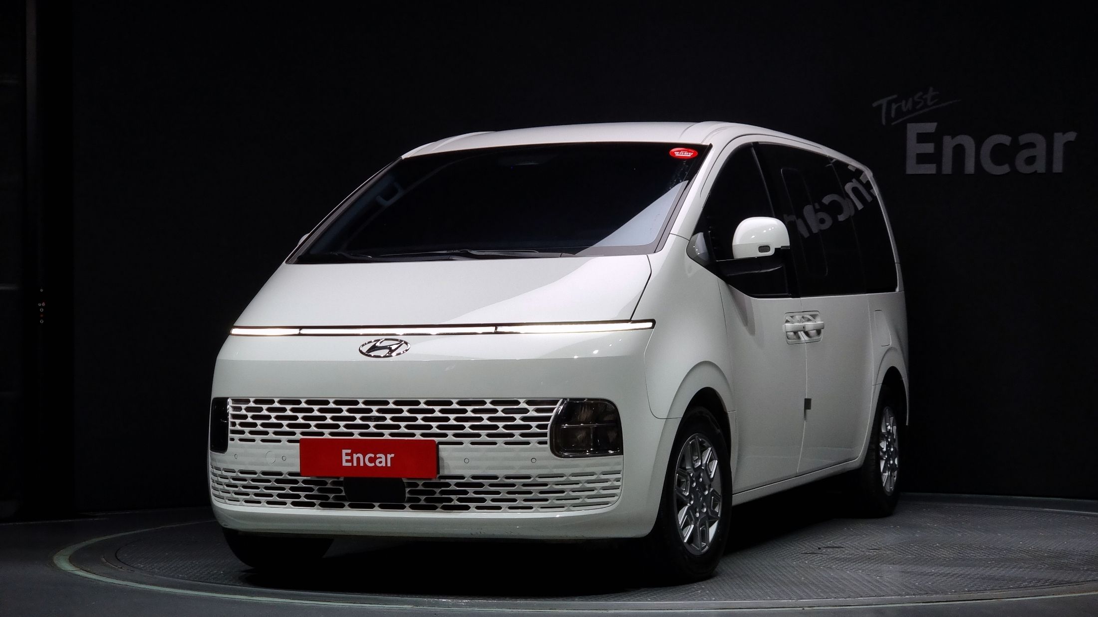 HYUNDAI STARIA 2021