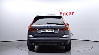 VOLVO XC60 2018