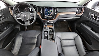 VOLVO XC60 2018