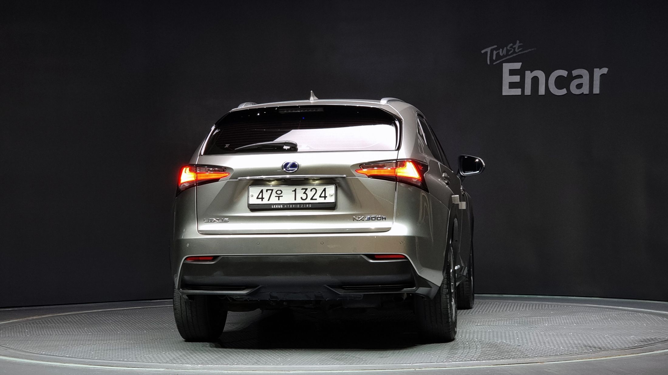 LEXUS NX300H 2014