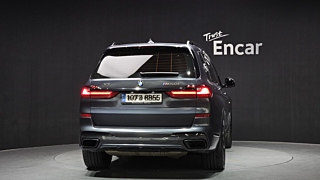 BMW X7 G07 2020